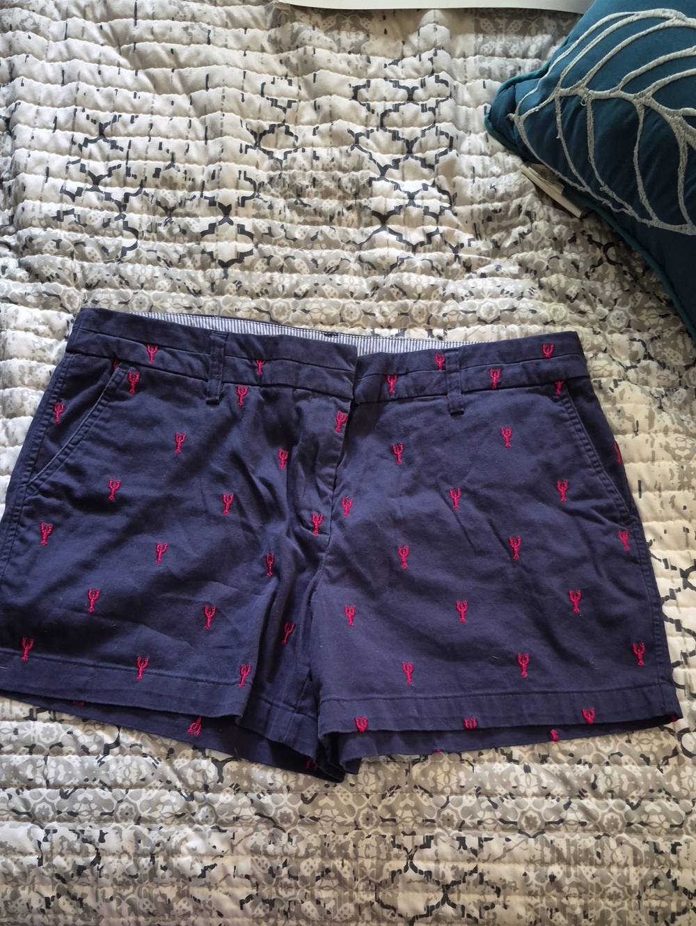 Woman's Size 12 British Khaki Blue Lobster Shorts